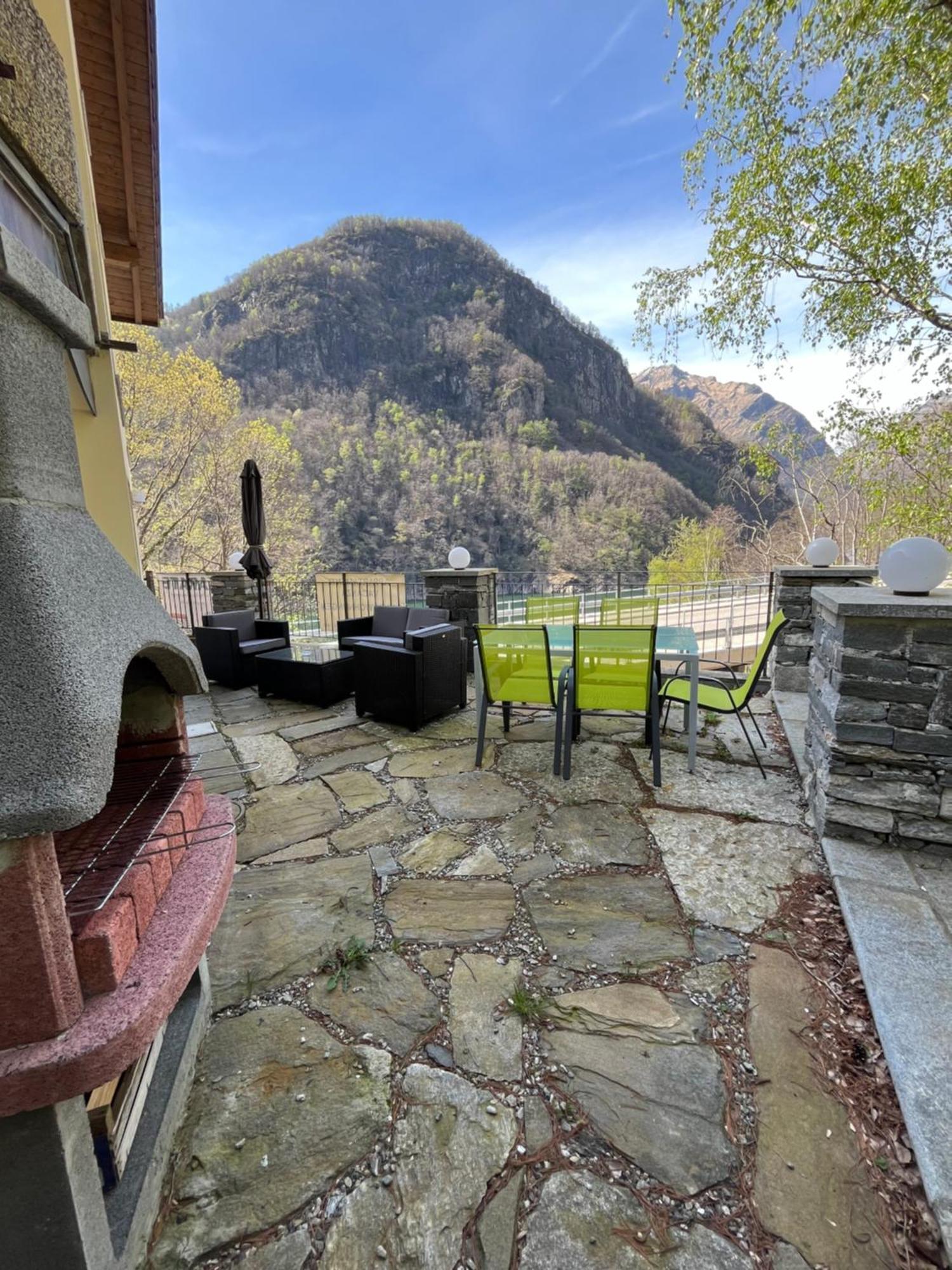 Casa Ciliegio Lägenhet Vogorno Exteriör bild